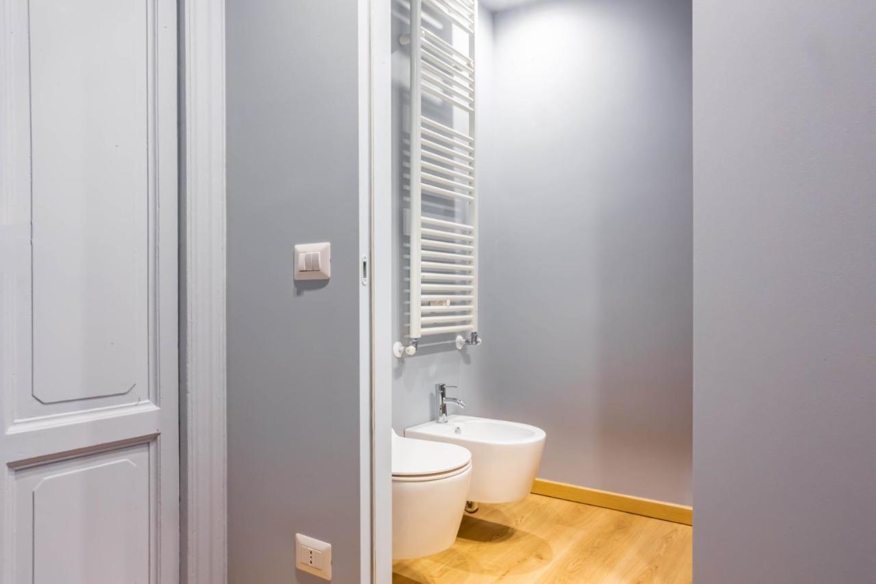 Easylife - Accogliente E Moderno Bilocale In Zona Navigli Apartman Milánó Kültér fotó