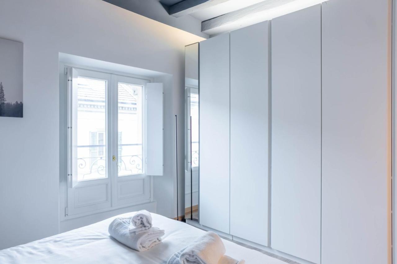 Easylife - Accogliente E Moderno Bilocale In Zona Navigli Apartman Milánó Kültér fotó